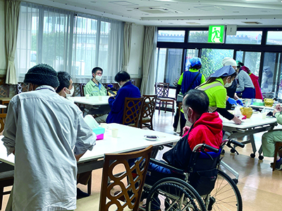 年末の餅つき大会を行いました。